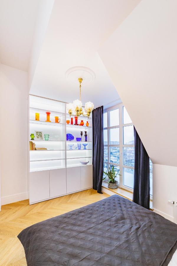 Retro Old Town Apartment